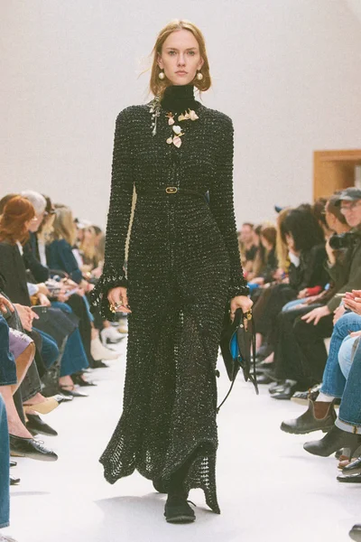 Look 68